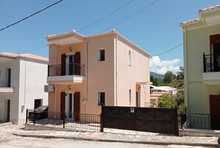 Hermes Holiday Home In The Port Of Sivota Sívota Exterior foto