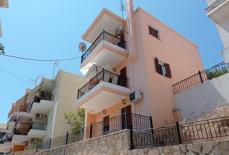 Hermes Holiday Home In The Port Of Sivota Sívota Exterior foto